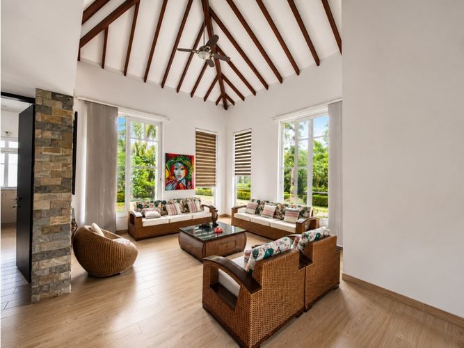 Casa de 4 alcobas en venta en Centro, Villavicencio, 540 m² · foto 4 de 10