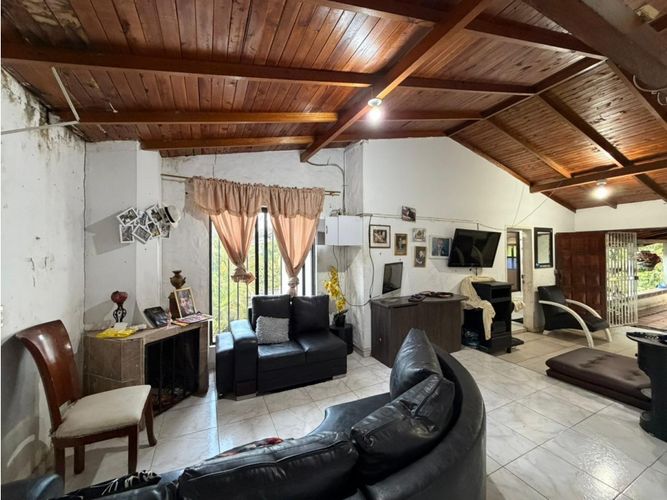 Casa de 7 alcobas en venta en La Aldea, La Estrella · foto 5 de 17