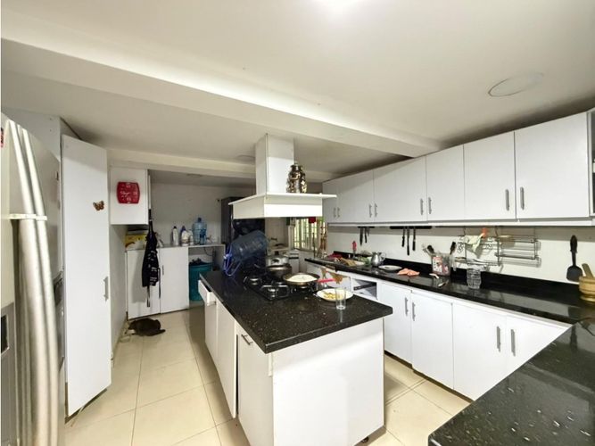 Casa de 7 alcobas en venta en La Aldea, La Estrella · foto 8 de 17