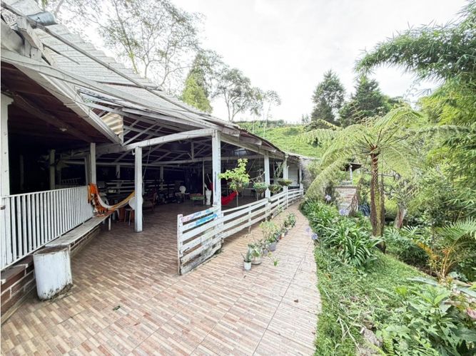 Casa de 7 alcobas en venta en La Aldea, La Estrella · foto 16 de 17