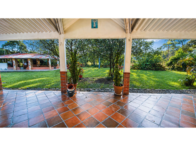 Finca en venta en Las Mercedes, Villavicencio, 420 m² · foto 12 de 19