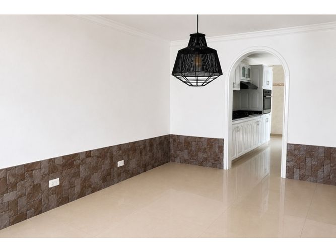 Casa de 4 alcobas en venta en Buque, Villavicencio, 180 m² · foto 2 de 7
