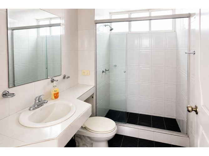 Casa de 4 alcobas en venta en Buque, Villavicencio, 180 m² · foto 7 de 7