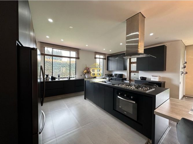 Casa de 3 alcobas en venta en Hatogrande, Sopó, 304 m² · foto 7 de 24