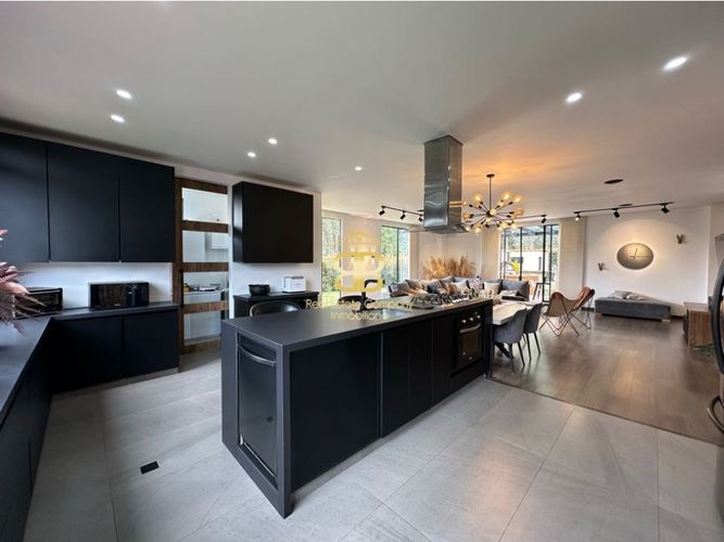 Casa de 3 alcobas en venta en Hatogrande, Sopó, 304 m² · foto 8 de 24