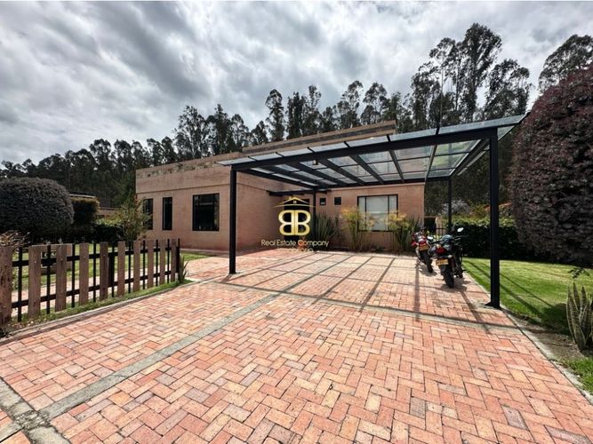 Casa de 3 alcobas en venta en Hatogrande, Sopó, 304 m² · foto 16 de 24