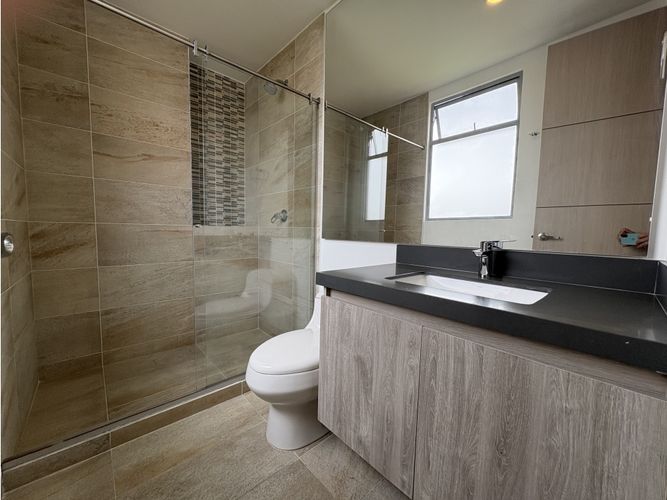 Apartamento en venta en Loma De Las Brujas, Envigado · foto 7 de 13