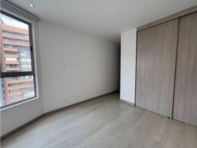 Apartamento en venta en Loma De Las Brujas, Envigado · foto 9 de 13