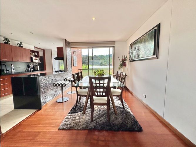 Apartamento de 3 alcobas en venta en San Jose De Bavaria, Bogotá, 186 m² · foto 5 de 19