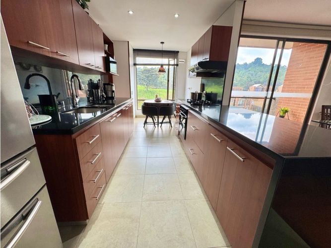 Apartamento de 3 alcobas en venta en San Jose De Bavaria, Bogotá, 186 m² · foto 18 de 19