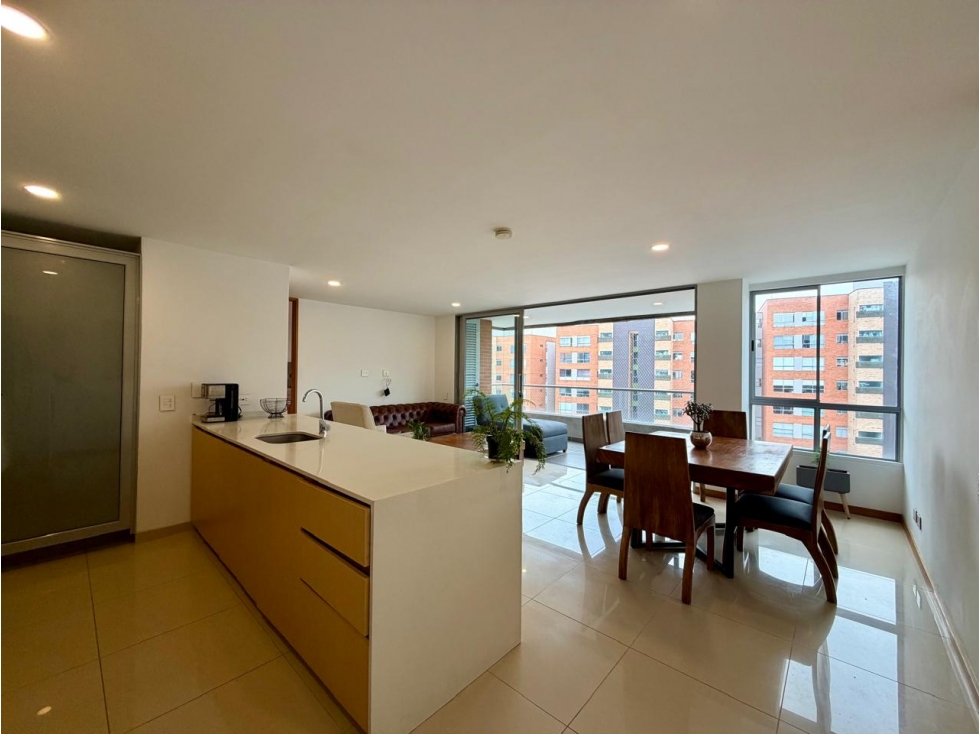 Apartamento en venta en Loma Benedictinos, Envigado · foto 3 de 13