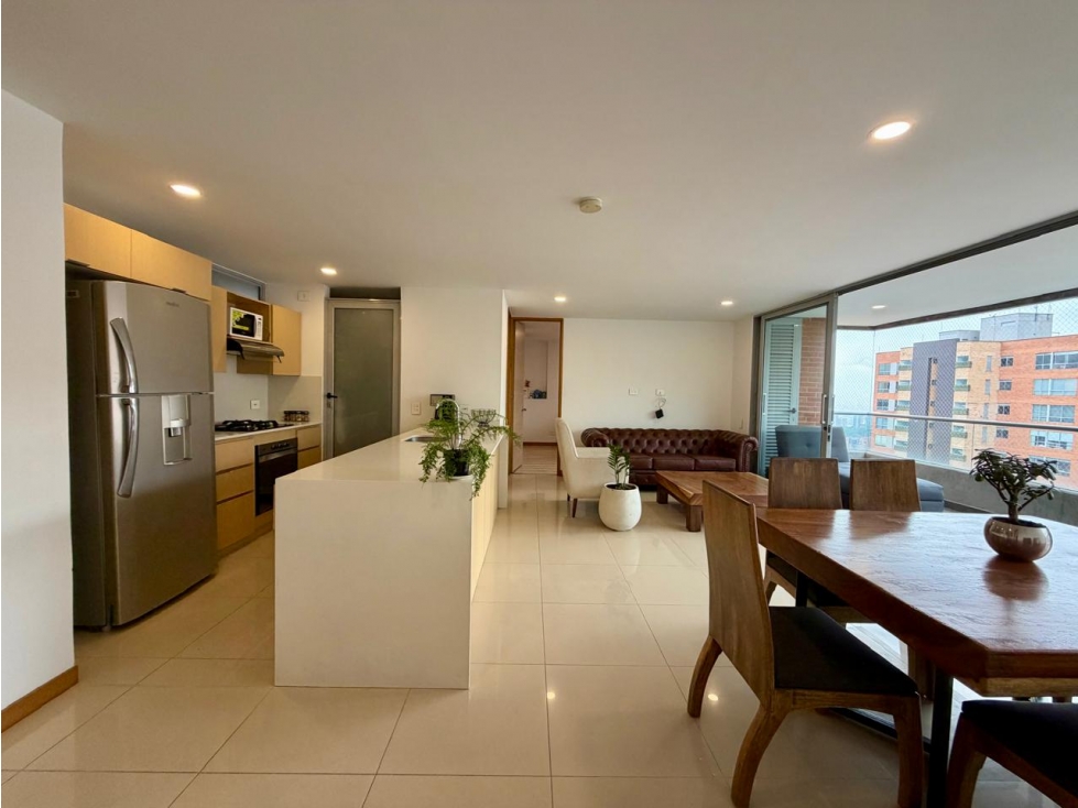 Apartamento en venta en Loma Benedictinos, Envigado · foto 4 de 13