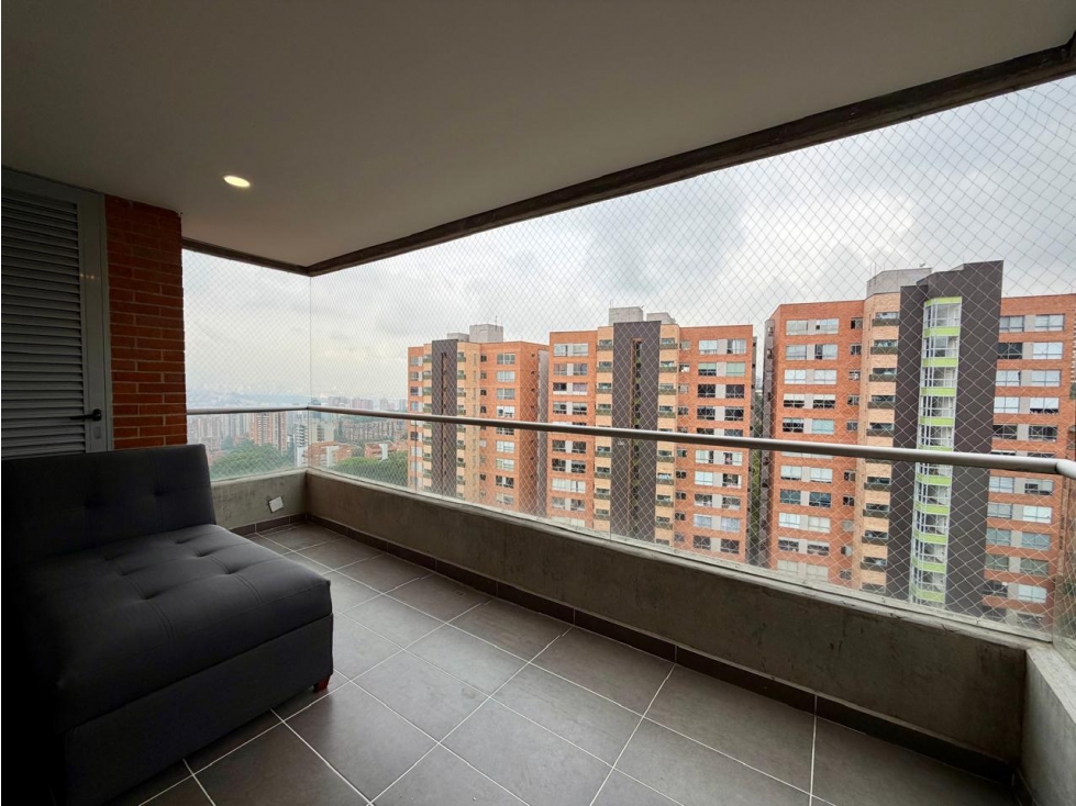 Apartamento en venta en Loma Benedictinos, Envigado · foto 8 de 13