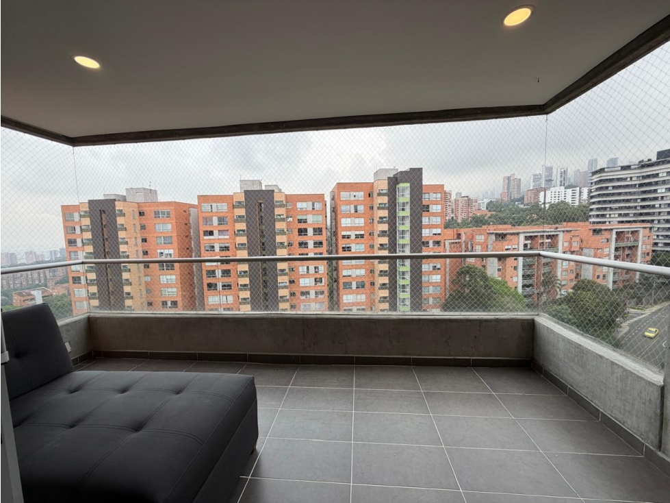 Apartamento en venta en Loma Benedictinos, Envigado · foto 9 de 13
