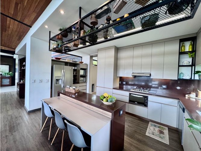 Casa de 3 alcobas en venta en Guamito, La Ceja · foto 23 de 24