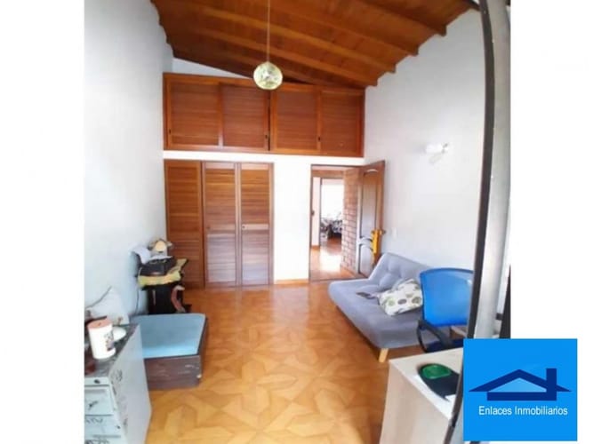 Casa de 5 alcobas en venta en El Dorado, Envigado, 311 m² · foto 8 de 19