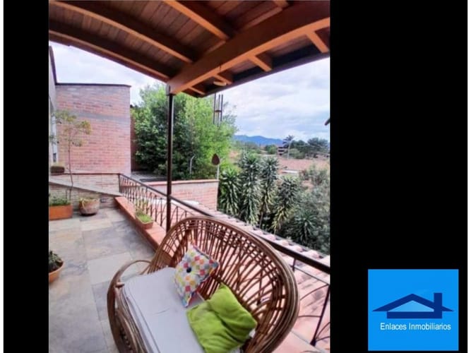 Casa de 5 alcobas en venta en El Dorado, Envigado, 311 m² · foto 13 de 19