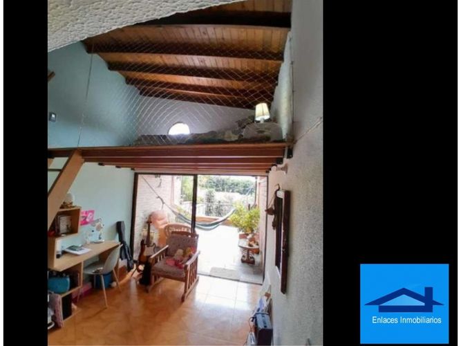 Casa de 5 alcobas en venta en El Dorado, Envigado, 311 m² · foto 18 de 19