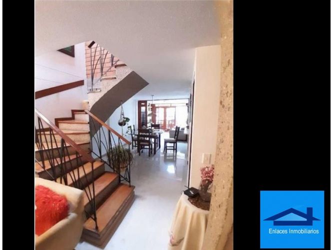 Casa de 5 alcobas en venta en El Dorado, Envigado, 311 m² · foto 19 de 19