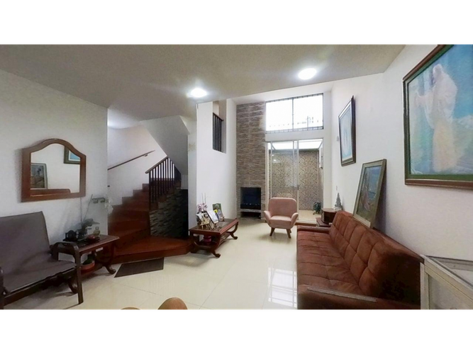 Casa de 5 alcobas en venta en Cr Quinta Del Parque, Chía, 198 m² · foto 2 de 24