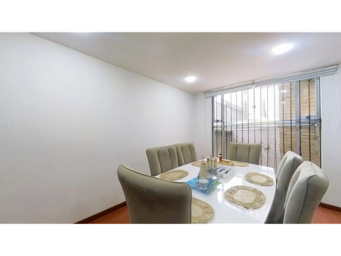 Casa de 5 alcobas en venta en Cr Quinta Del Parque, Chía, 198 m² · foto 5 de 24