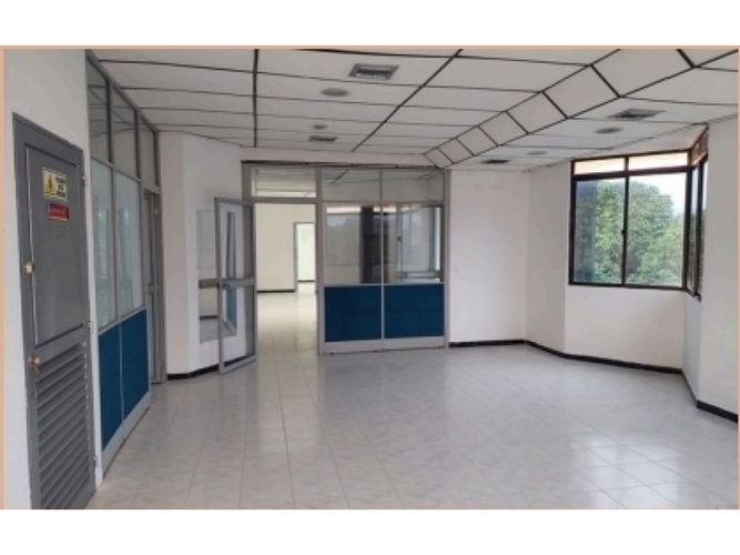 Oficina en arriendo en Villavicencio, Villavicencio, 158 m² · foto 4 de 24