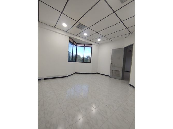 Oficina en arriendo en Villavicencio, Villavicencio, 158 m² · foto 6 de 24