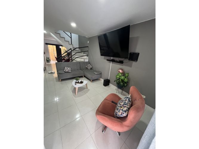Casa de 4 alcobas en venta en Caney, Cali, 310 m² · foto 4 de 24