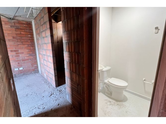 Apartamento de 2 alcobas en venta en Zona Industrial 1, Bello, 56 m² · foto 6 de 16