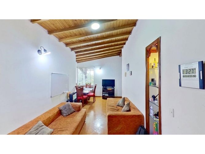 Apartamento en venta en Camparola, Itagüí · foto 3 de 24