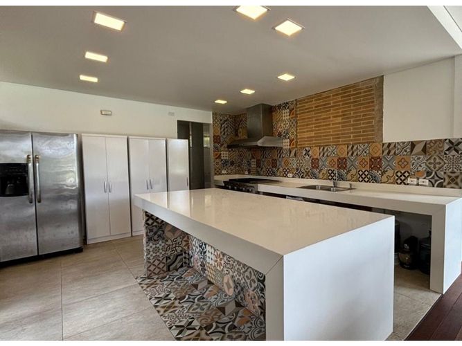 Casa de 4 alcobas en venta en Aposentos, Sopó, 400 m² · foto 6 de 24