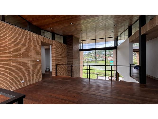 Casa de 4 alcobas en venta en Aposentos, Sopó, 400 m² · foto 10 de 24