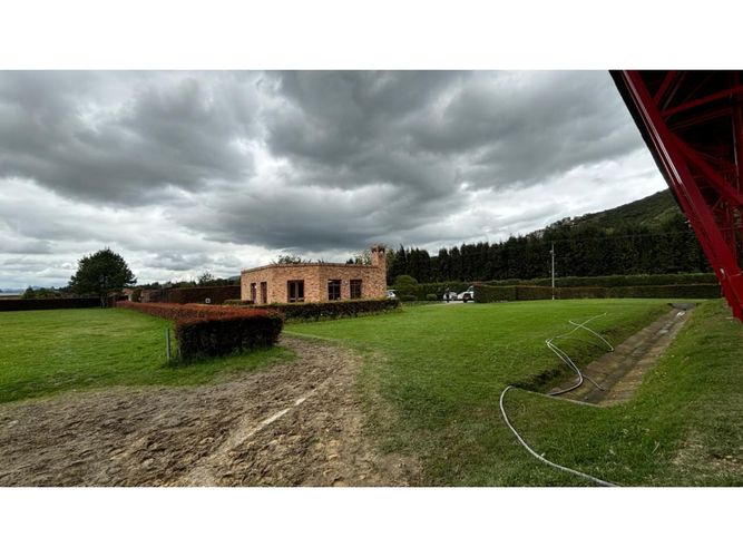 Casa de 4 alcobas en venta en Aposentos, Sopó, 400 m² · foto 21 de 24
