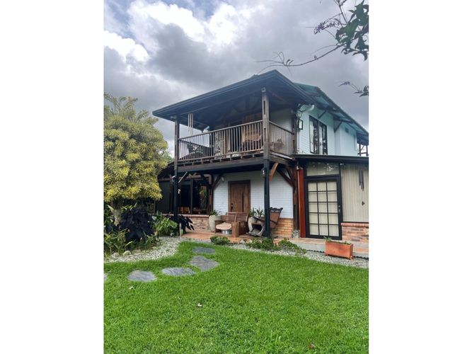 Casa de 3 alcobas en venta en La Julia, Armenia, 257 m² · foto 8 de 24