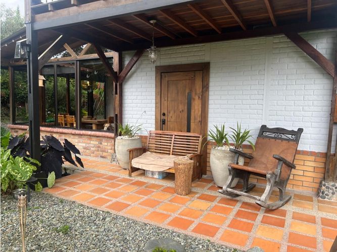 Casa de 3 alcobas en venta en La Julia, Armenia, 257 m² · foto 11 de 24