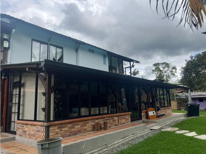 Casa de 3 alcobas en venta en La Julia, Armenia, 257 m² · foto 14 de 24