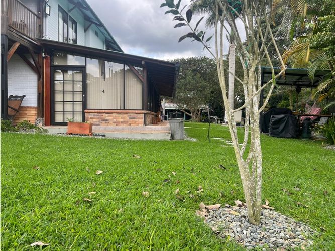 Casa de 3 alcobas en venta en La Julia, Armenia, 257 m² · foto 15 de 24