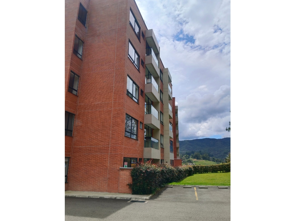 1BR Apartment in Santa Elena (50 m²) - 3