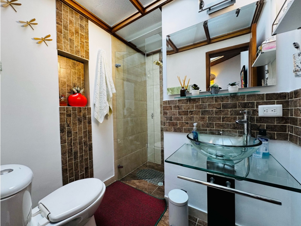 Casa en venta en Normandia, Bogotá · foto 8 de 24