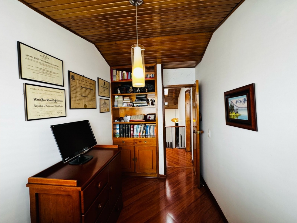 Casa en venta en Normandia, Bogotá · foto 15 de 24