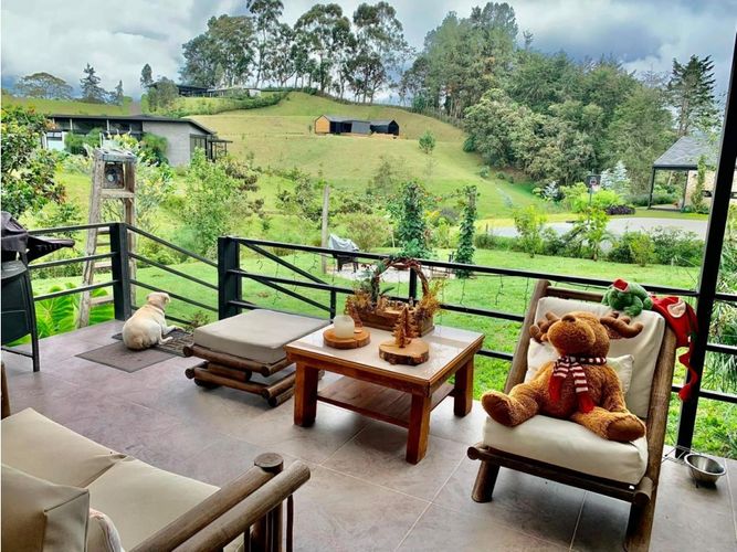 Casa de 3 alcobas en arriendo en Pantanillo, Rionegro, 170 m² · foto 2 de 17