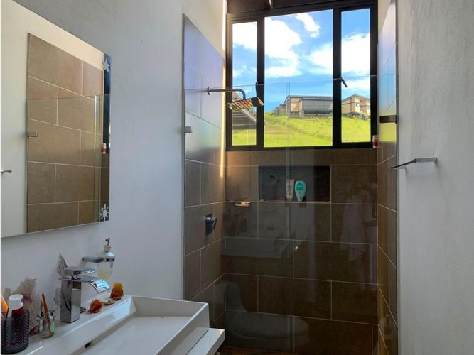 Casa de 3 alcobas en arriendo en Pantanillo, Rionegro, 170 m² · foto 13 de 17