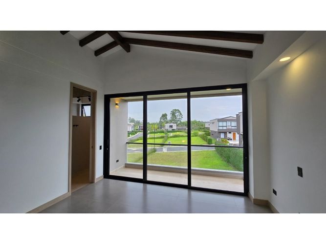 Casa de 3 alcobas en venta en El Porvenir, Rionegro, 181 m² · foto 21 de 24