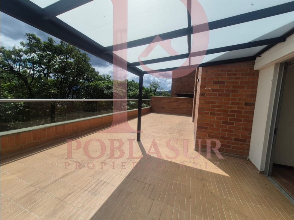 Apartamento en Arriendo en Loma de las brujas, Envigado en Envigado, de Inmobiliaria Poblasur