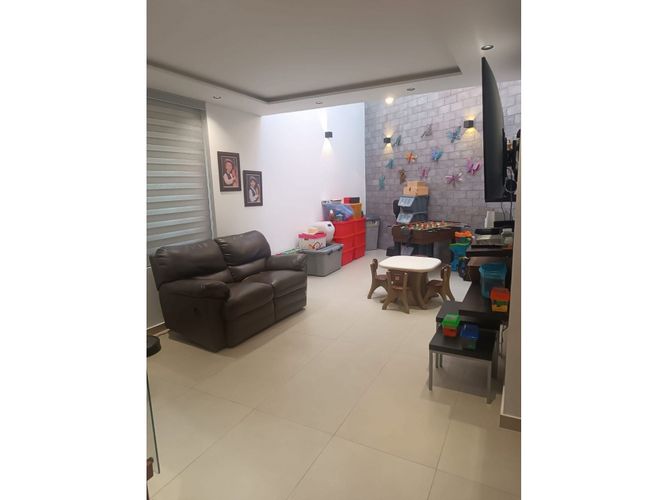 Casa de 3 alcobas en venta en Rionegro, 175 m² · foto 15 de 15