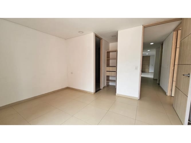 Apartamento de 3 alcobas en venta en Bellavista, Bello, 90 m² · foto 5 de 15