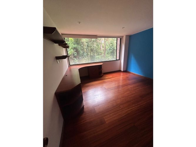 Apartamento de 3 alcobas en venta en Los Rosales, Bogotá, 252 m² · foto 14 de 20