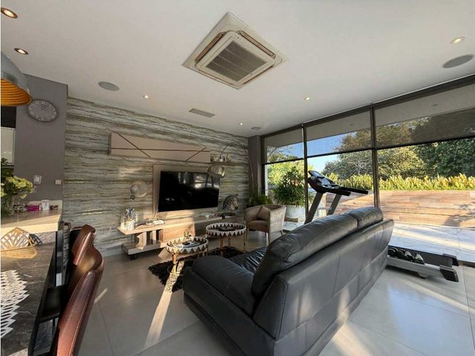 Casa de 3 alcobas en venta en Ciudad Jardin, Cali, 450 m² · foto 5 de 23