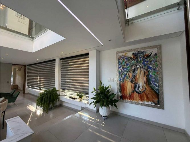Casa de 3 alcobas en venta en Ciudad Jardin, Cali, 450 m² · foto 12 de 23