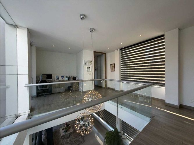 Casa de 3 alcobas en venta en Ciudad Jardin, Cali, 450 m² · foto 14 de 23